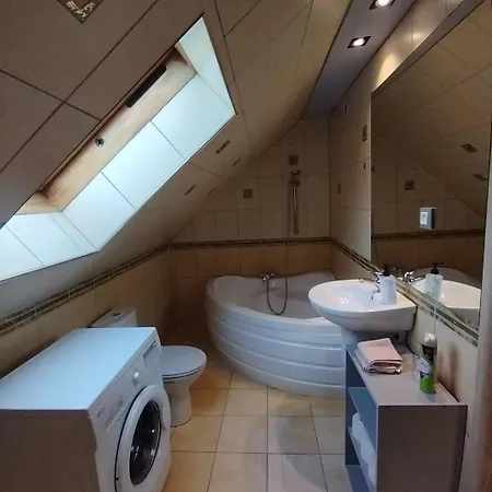 Apartament Przy Dworcu شقة