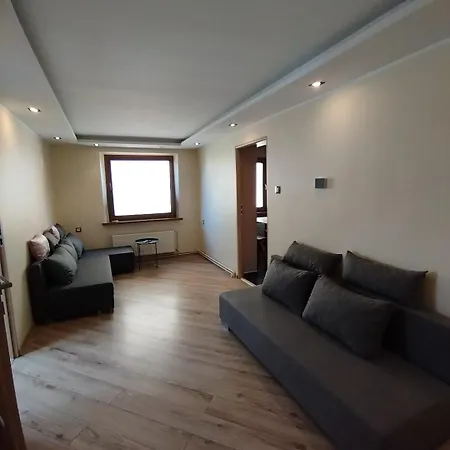 Apartament Przy Dworcu شقة فاوبجه