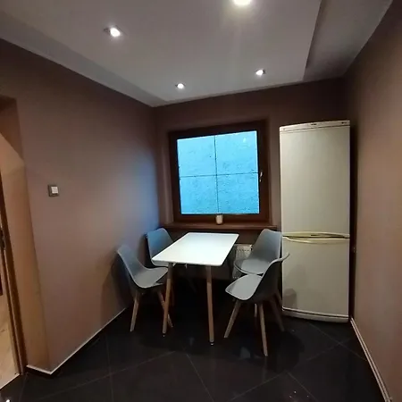 Apartament Przy Dworcu شقة